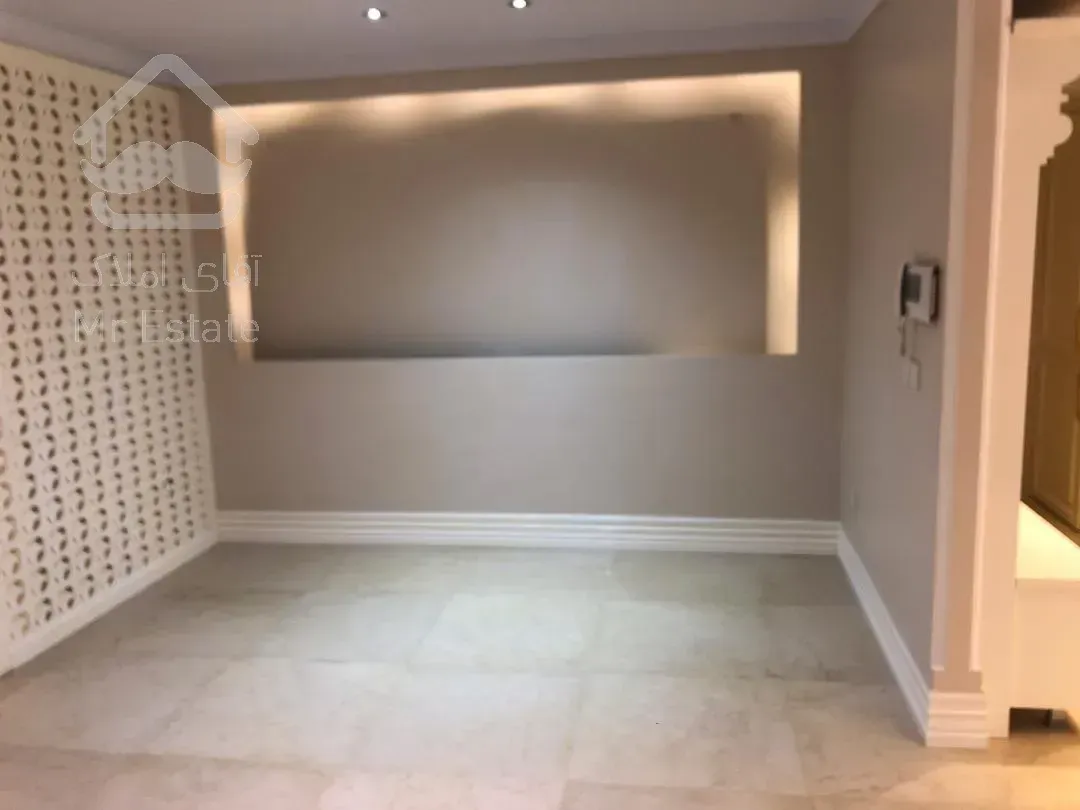 فروش اپارتمان 200 متری زعفرانیه