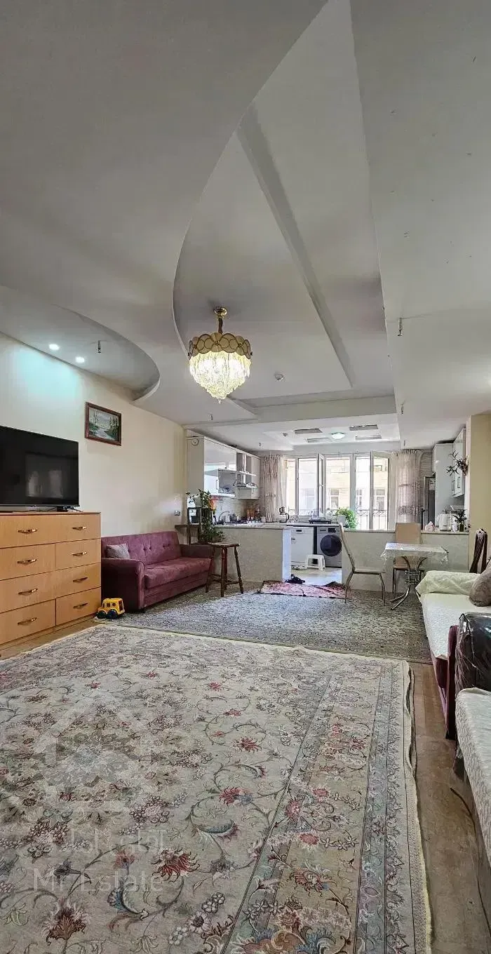 آپارتمان۱۲۰ متری/۲ خوابه/فول امکانات