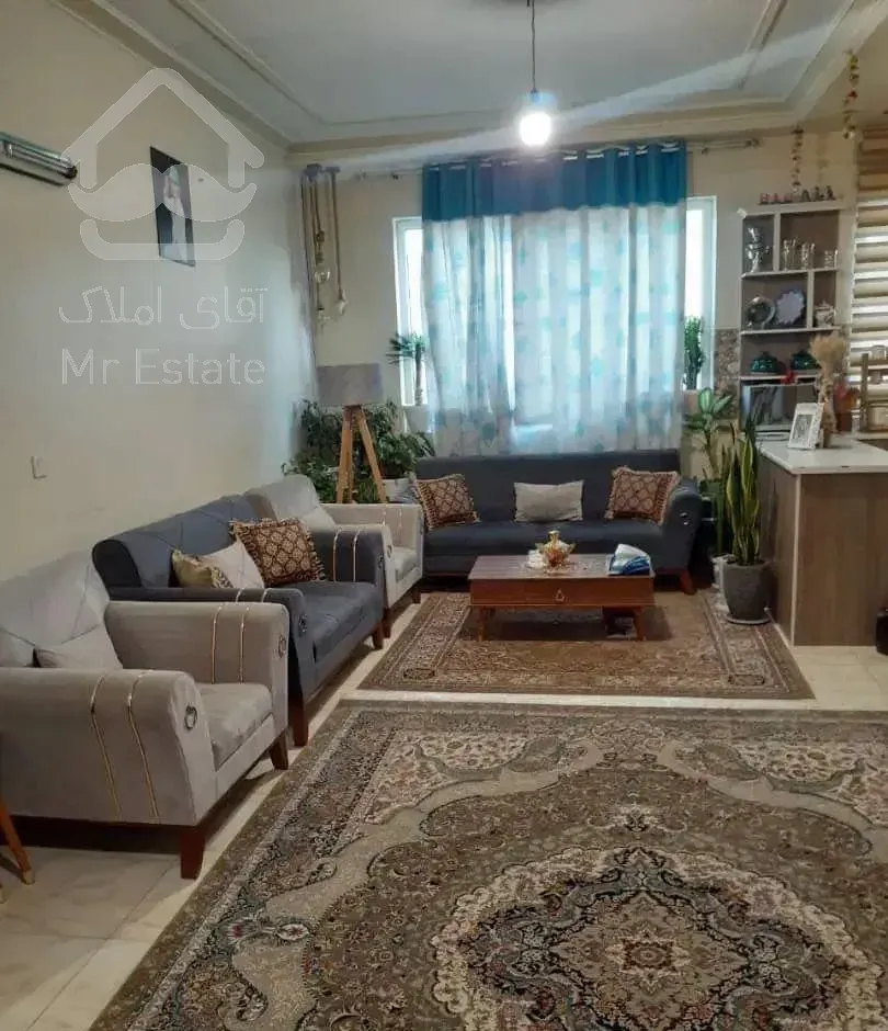 ۶۴ متر/آسانسوردار /نوساز /سالن پرده خور/ زیر فی