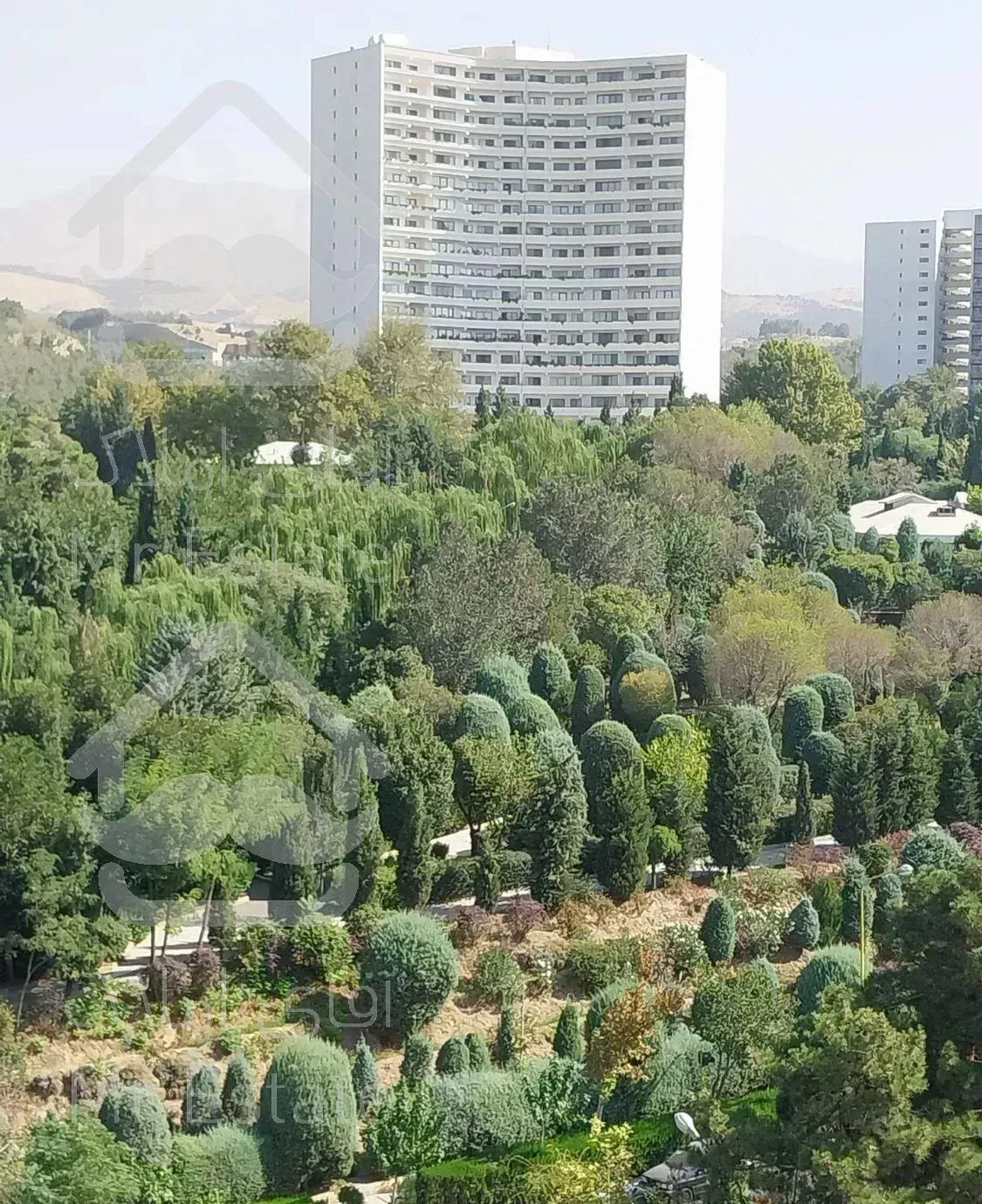 آپارتمان 131 متری 2 خوابه ویو ابدی بدون مشرف