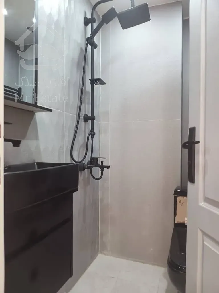 فروش واحد۶۶متر۲خواب زیر قیمت رو به افتاب سالن پردهرخور