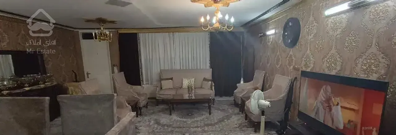 آپارتمان ۱۰۰ متری فول امکانات انقلاب فروش