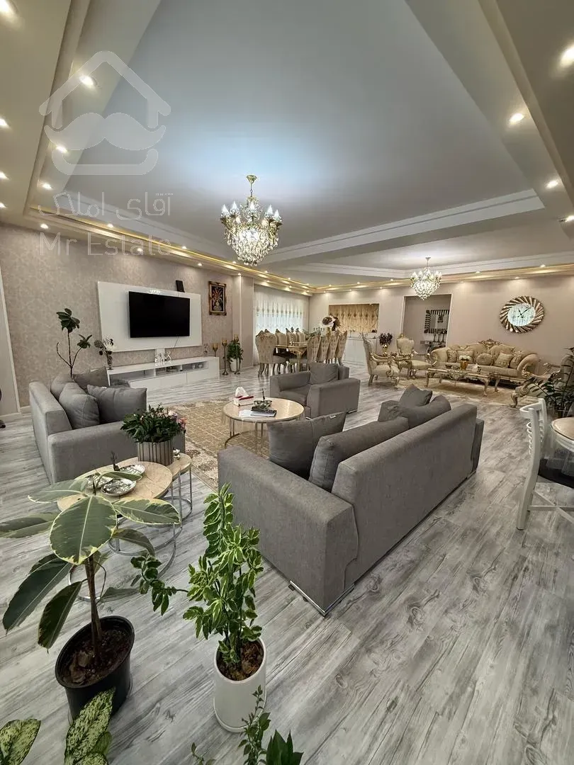 فروش واحد ۲۲۰متری در بلوارگیلان