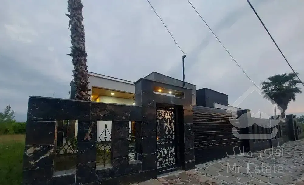 فروش ویلا شهری ۲۳۰ متر زمین ۱۲۰ متر بنا