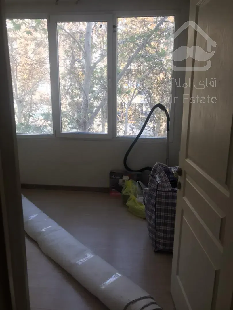 فروش 86 متری پاسداران