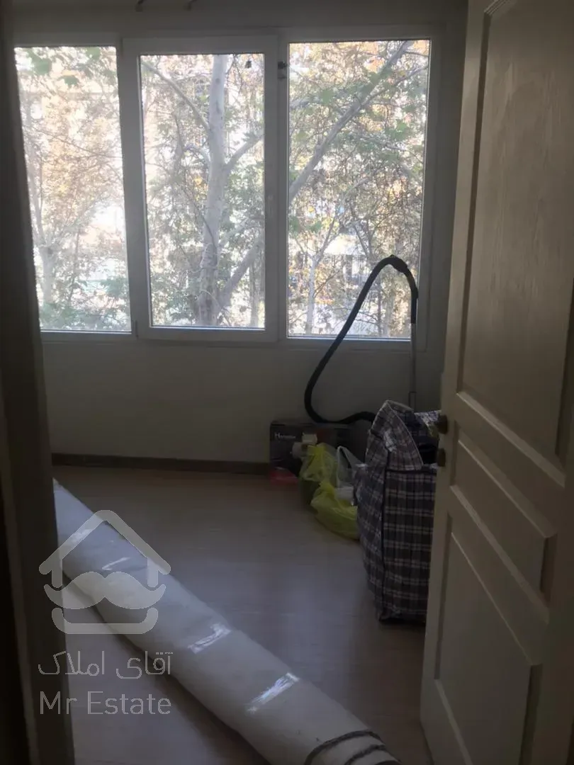 فروش 90 متری آجودانیه