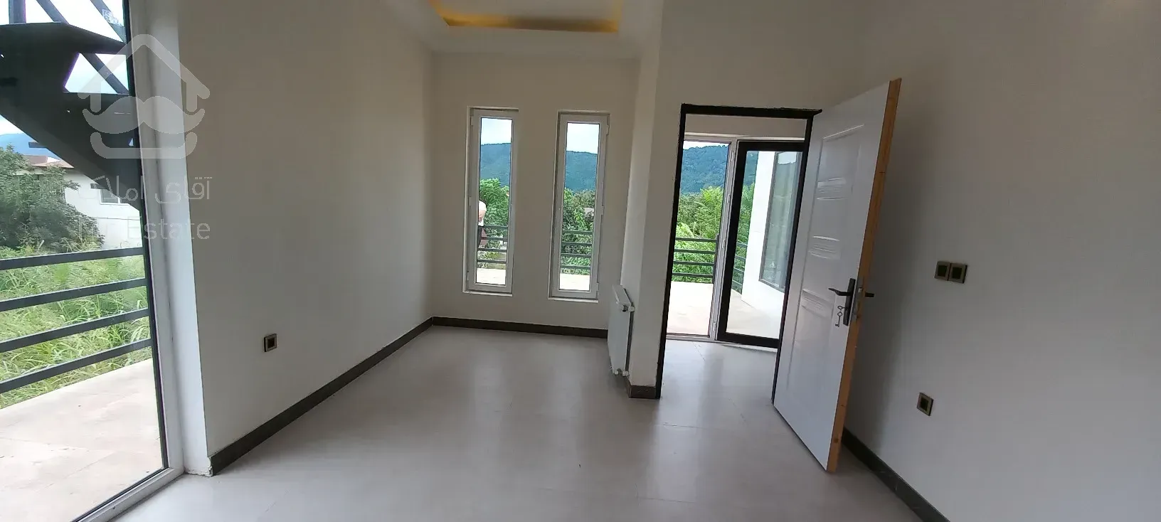 فروش ویلا لوکس مدرن استخردار کوهپایه تنکابن