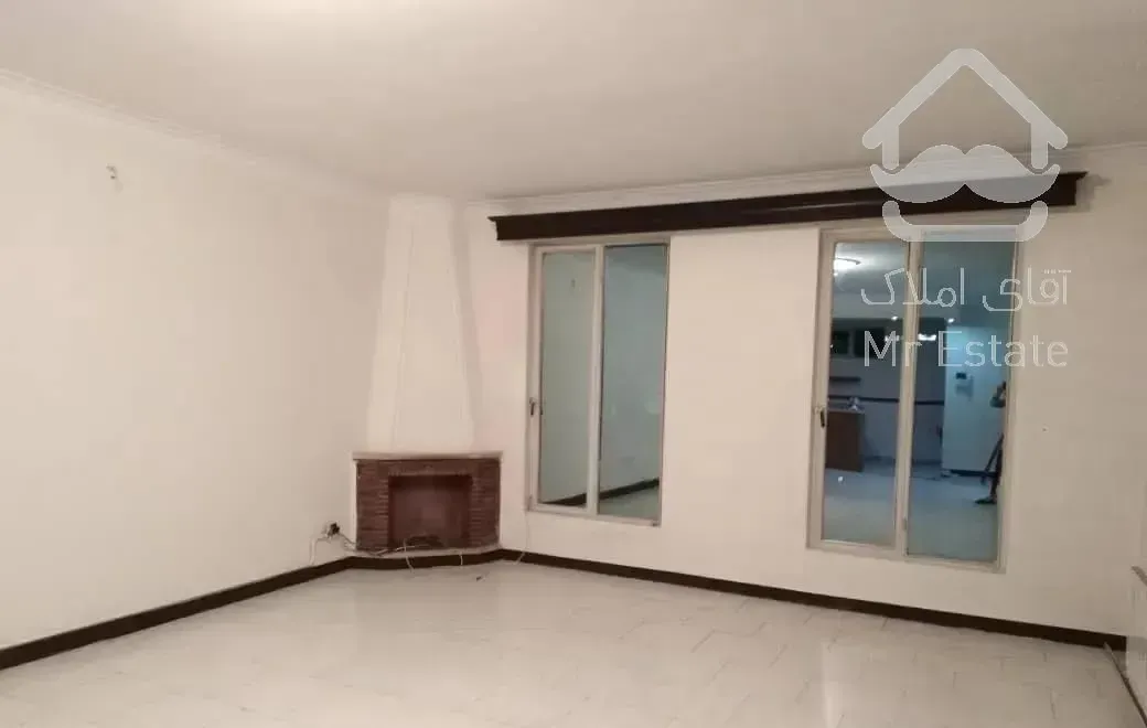 آپارتمان ۸۷ متری سند دار