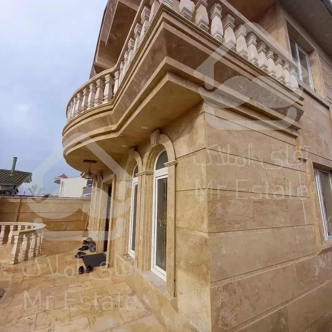 ویلا دوبلکس سند دار ، استخردار