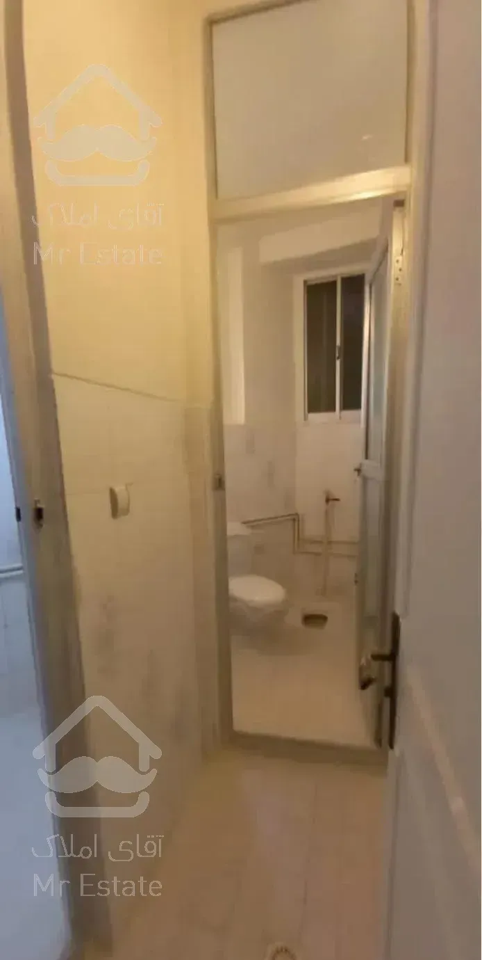 یک واحد ١٠٠ متری تمیز