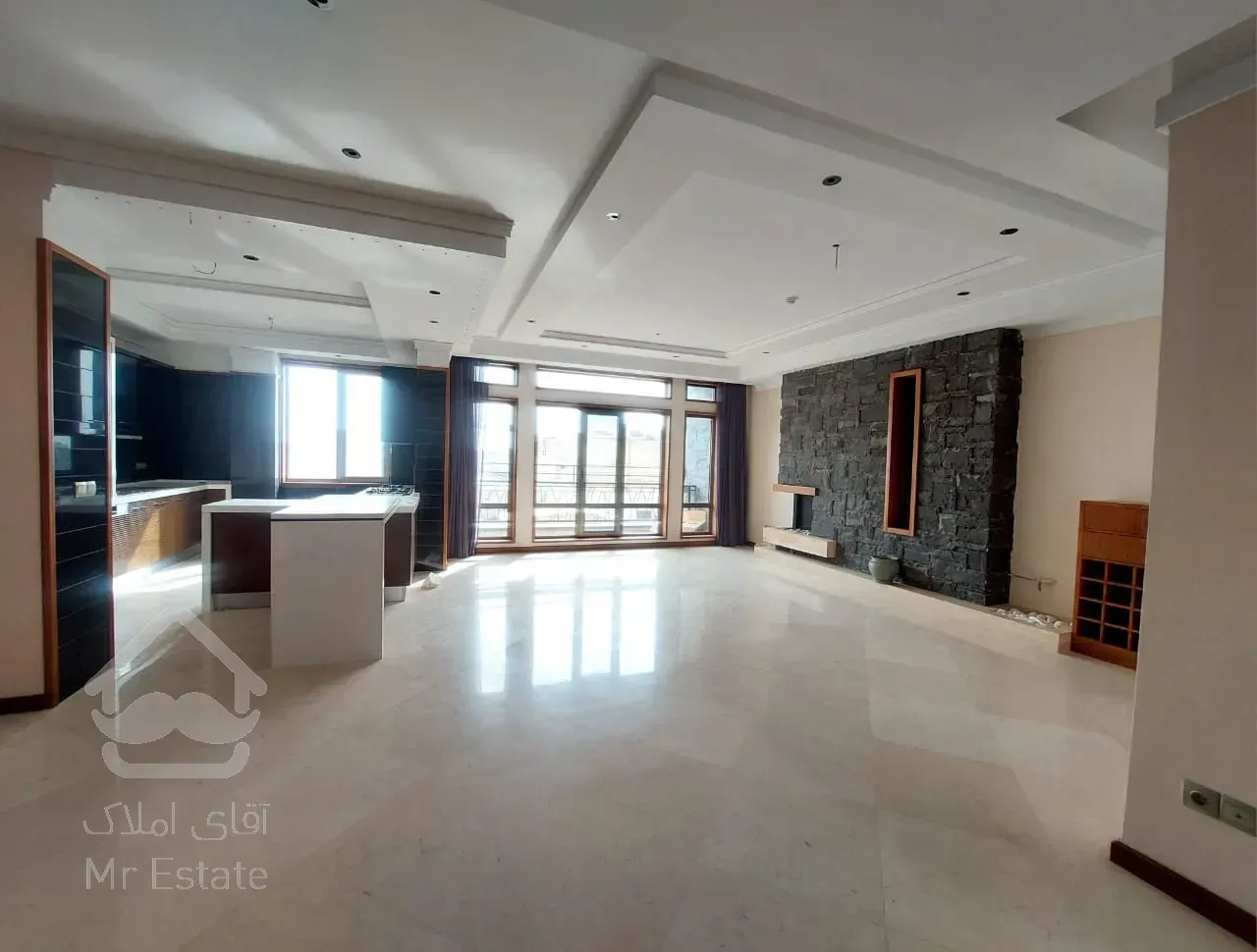 فروش اپارتمان 220 متری زعفرانیه