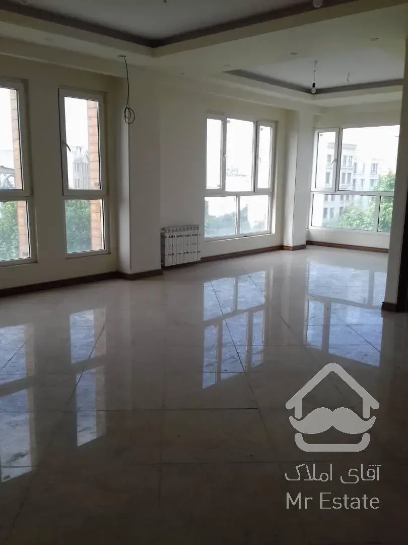 پاسداران 145 متر اداری