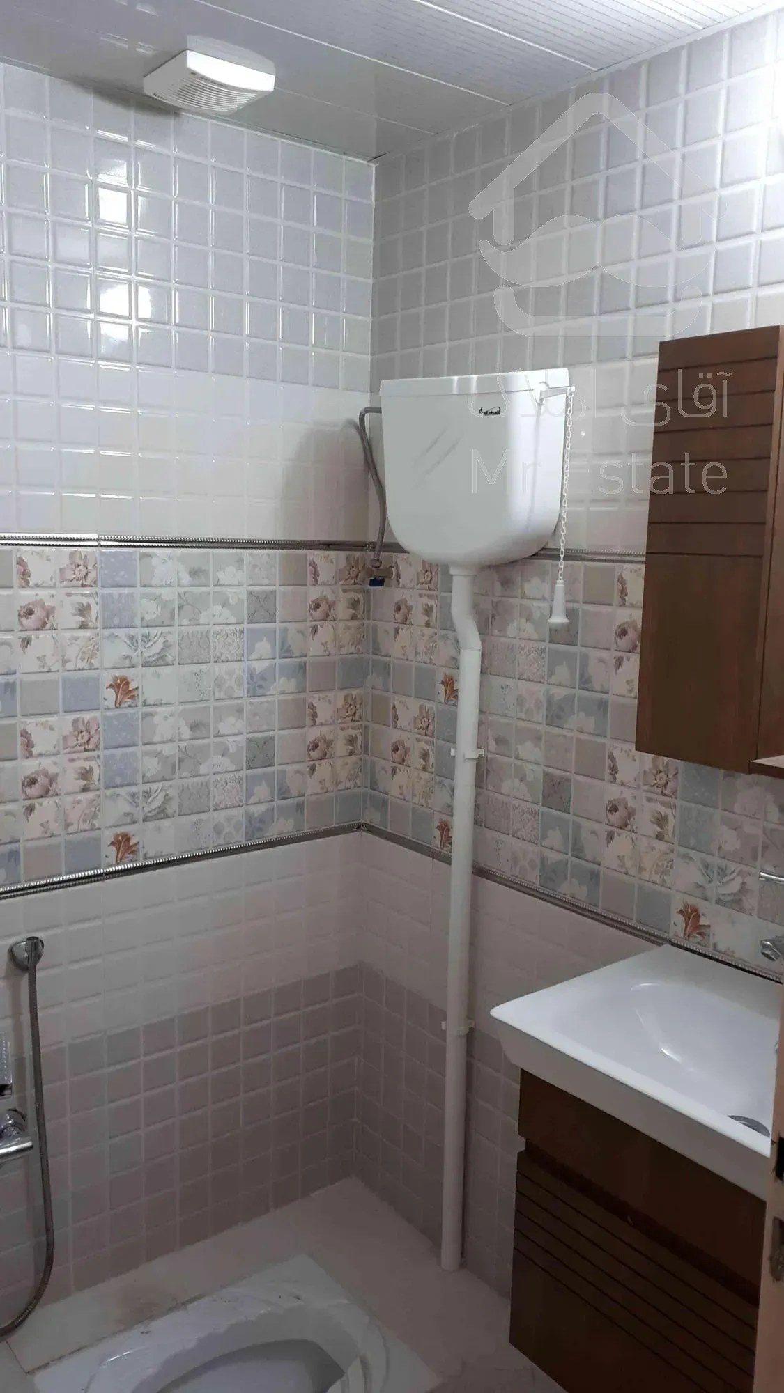 ۱۰۷ متر فردوس غرب نوساز تک واحدی