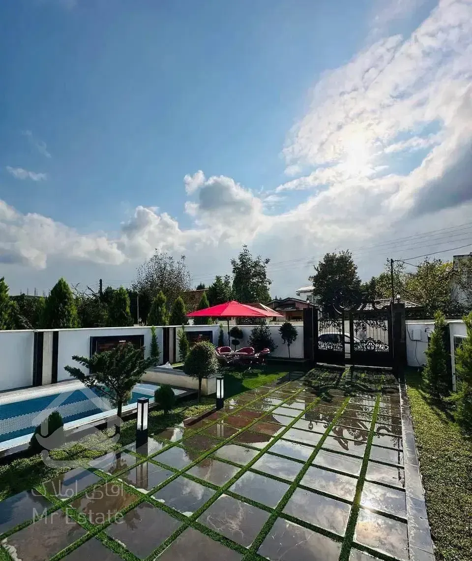 ویلا مدرن نور جنگلی شیک و لاکچری حیاط دارسرسبز