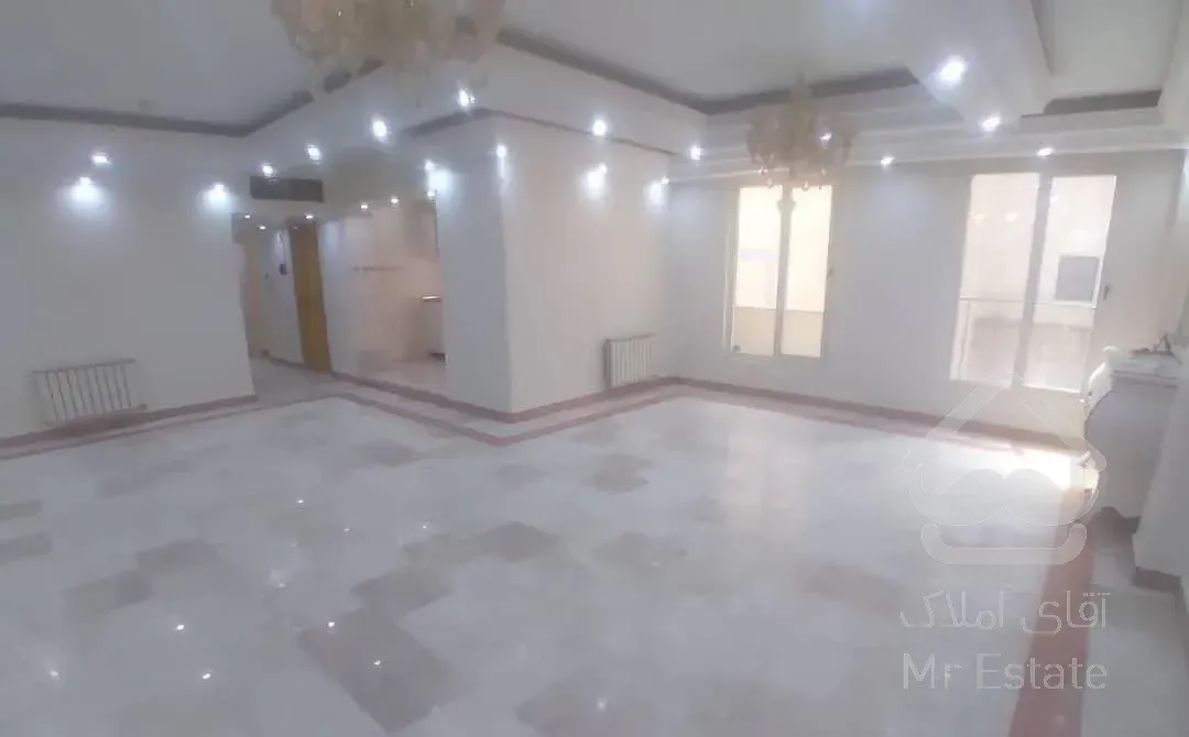 آپارتمان خوش نقشه در لوکیشن ارام از تنش