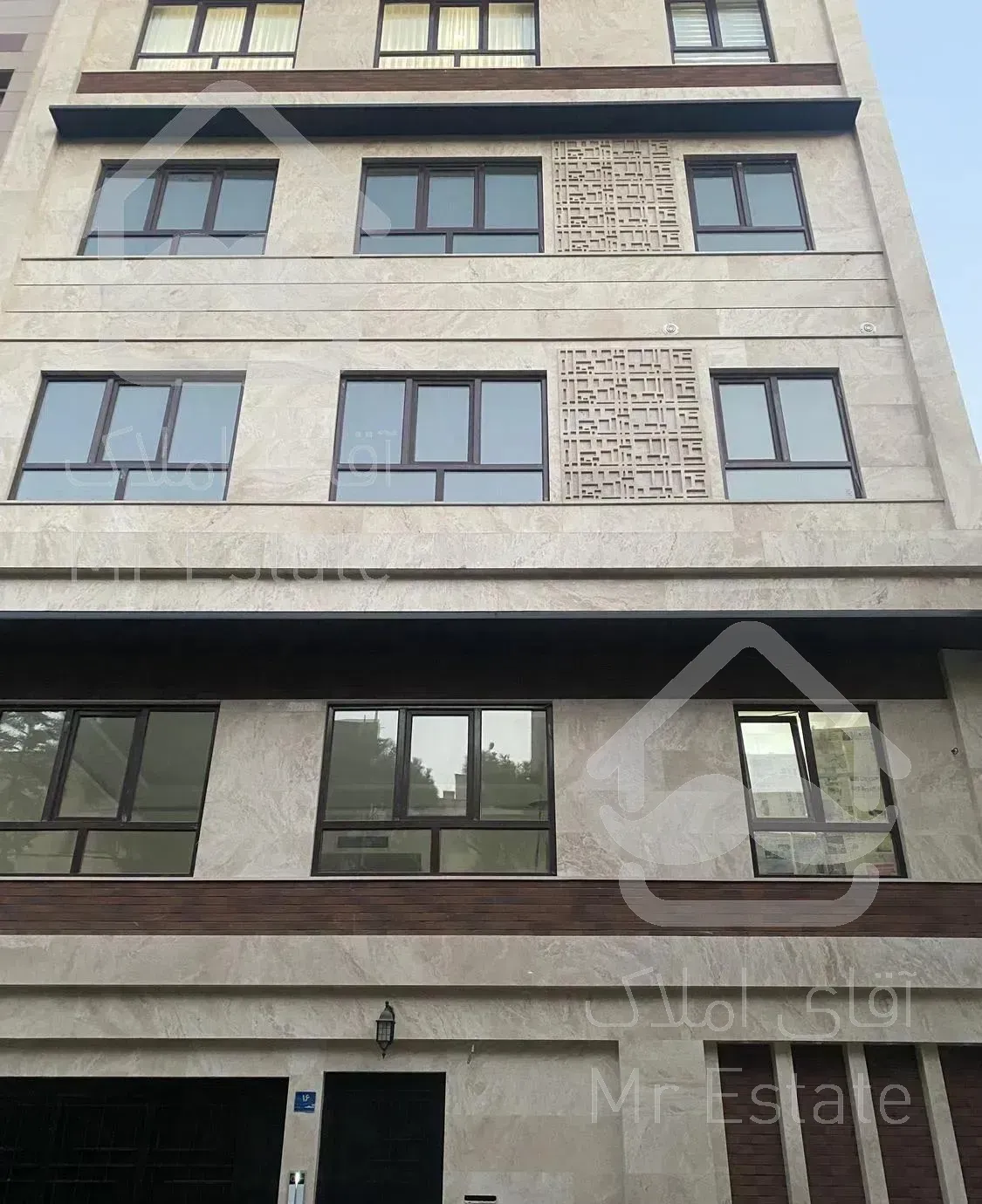 روبروی مترو شریعتی ۳واحد۱۰۵متری۲خواب تکواحدی