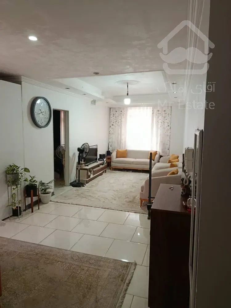 آپارتمان خوش نقشه ٦٠ متري زيرقيمت