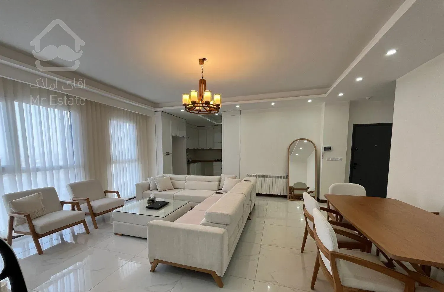 فروش آپارتمان ۹۵ متری فول فرنیش طبقه نهم