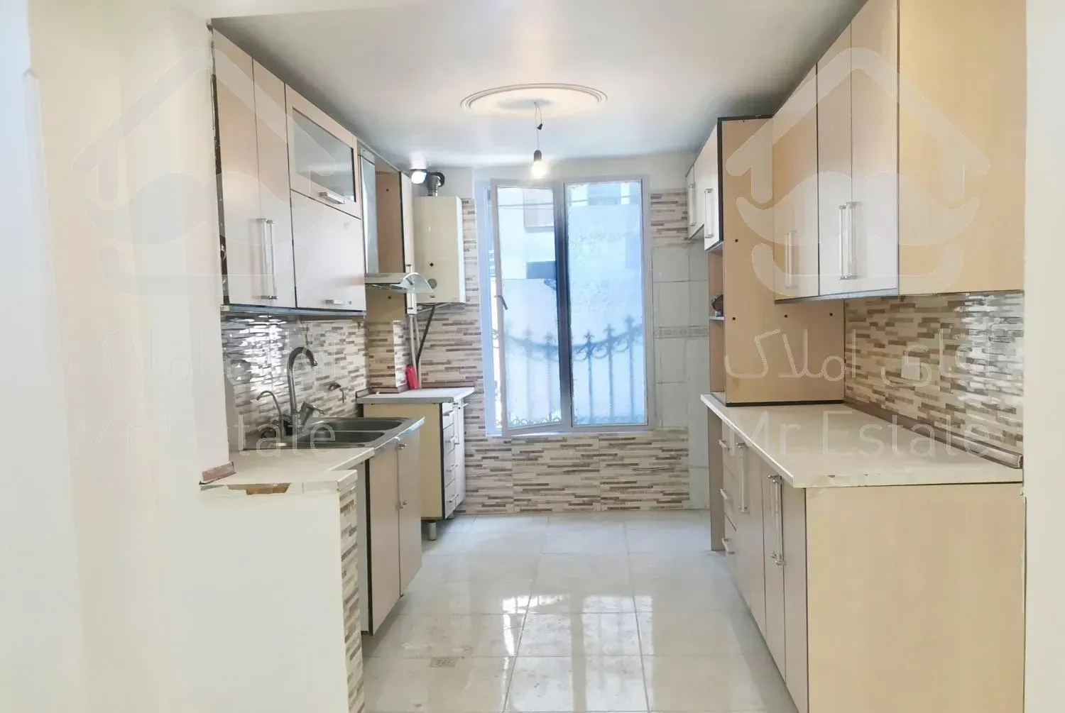 بالای سپه ۷۶ متری،۲ خواب ،همکف با پارکینگ تکواحدی