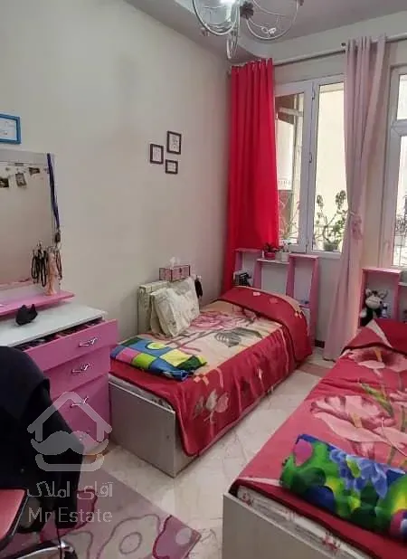 خرید و فروش ۱۰۶ متر ۵ساله سالن پرده خورA-V