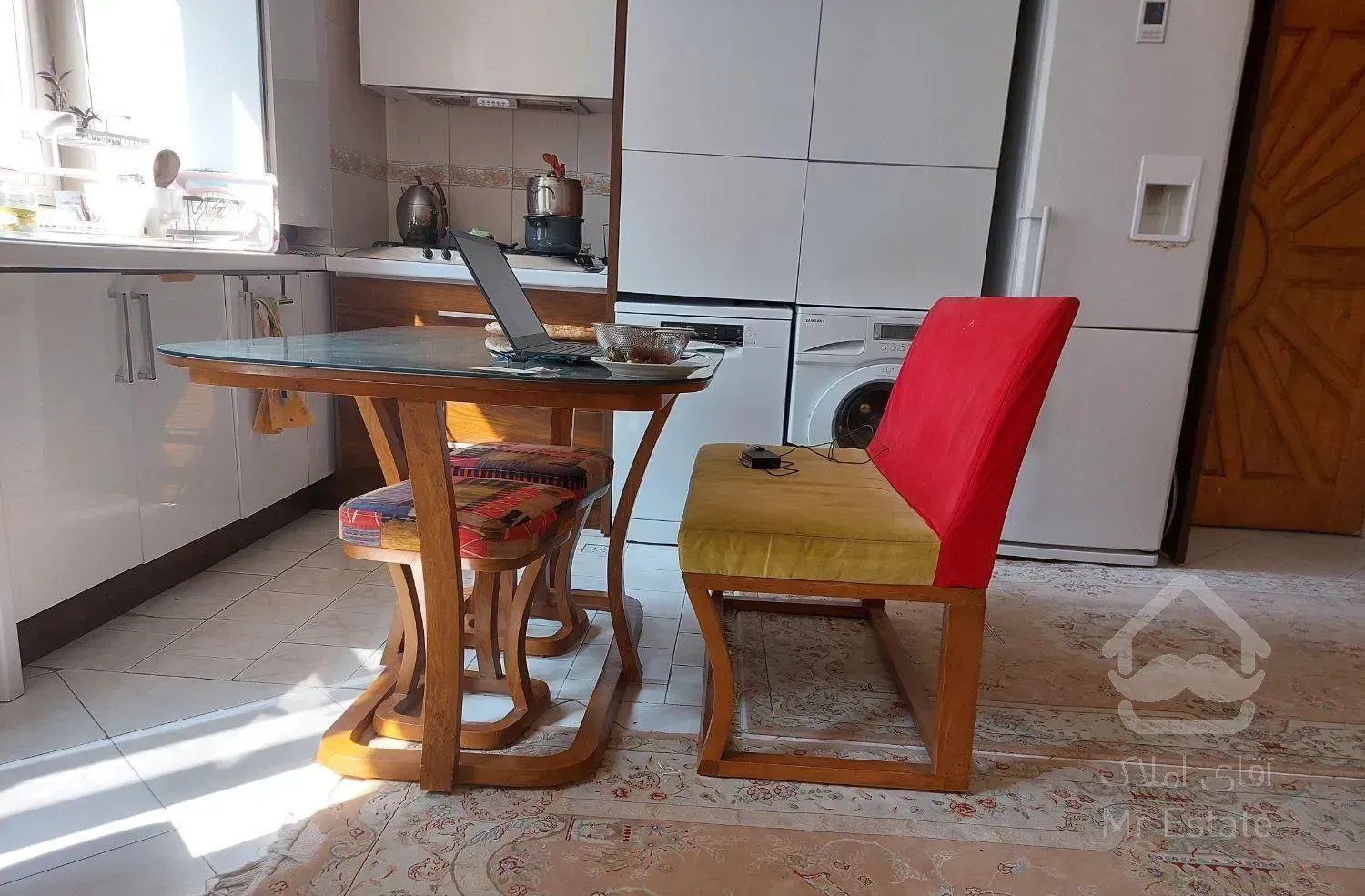 فروش آپارتمان ۲ خوابه طبقه ۱ با پارکینگ