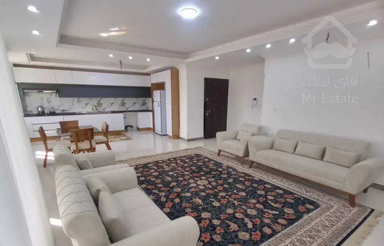 آپارتمان ۱۳۵ متری مبله نوساز در بلوار دانشگاه