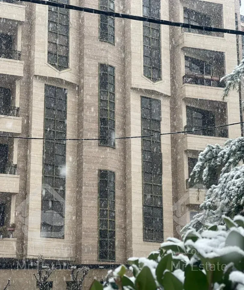 ۱۴۰متر ۳خواب زعفرانیه (بام تهران)