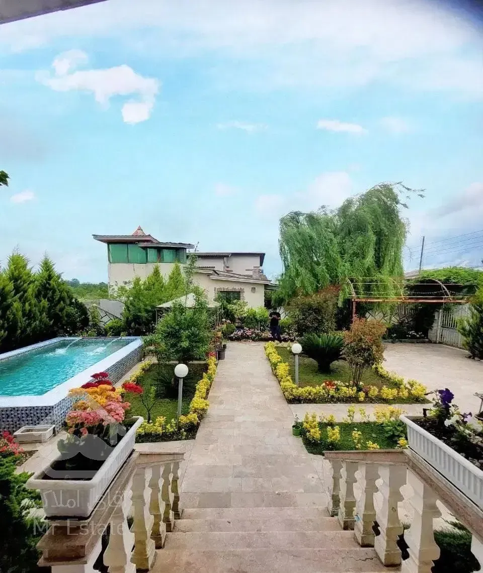 ی حس خوب و تو این ویلا باغ تجربه کن رویروی جنگل