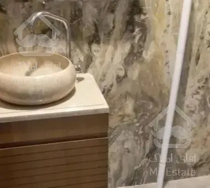 شما سید خندان 72 متری