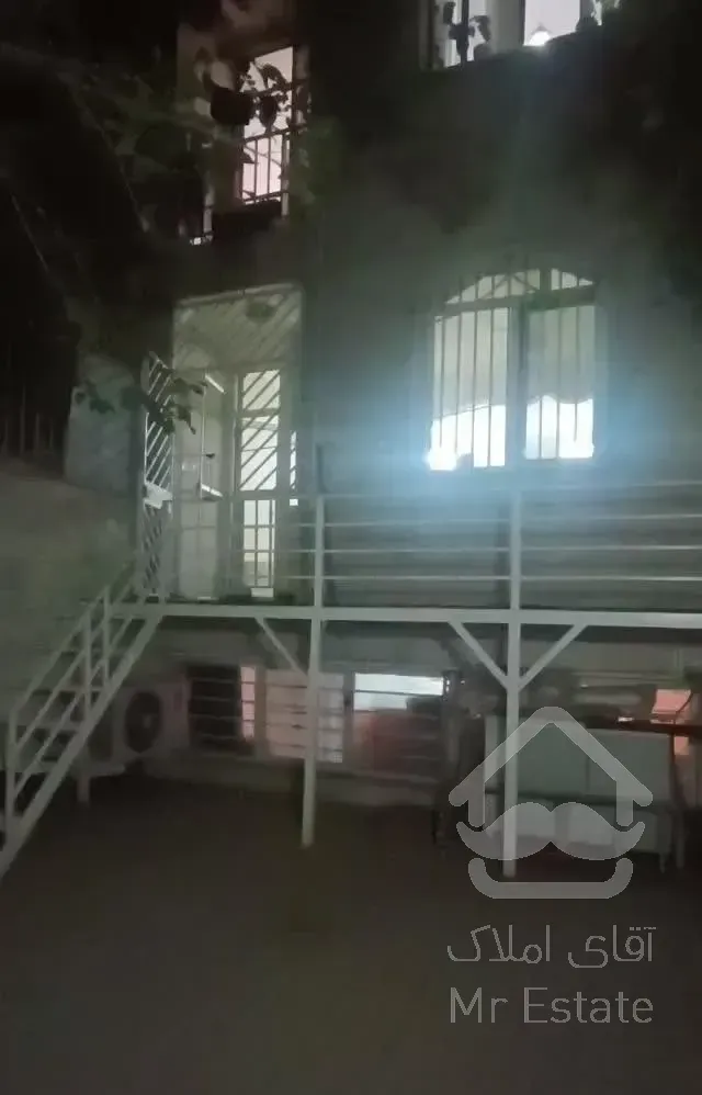 60متر تک خواب با 50متر حیاط اختصاصی بر کاشان