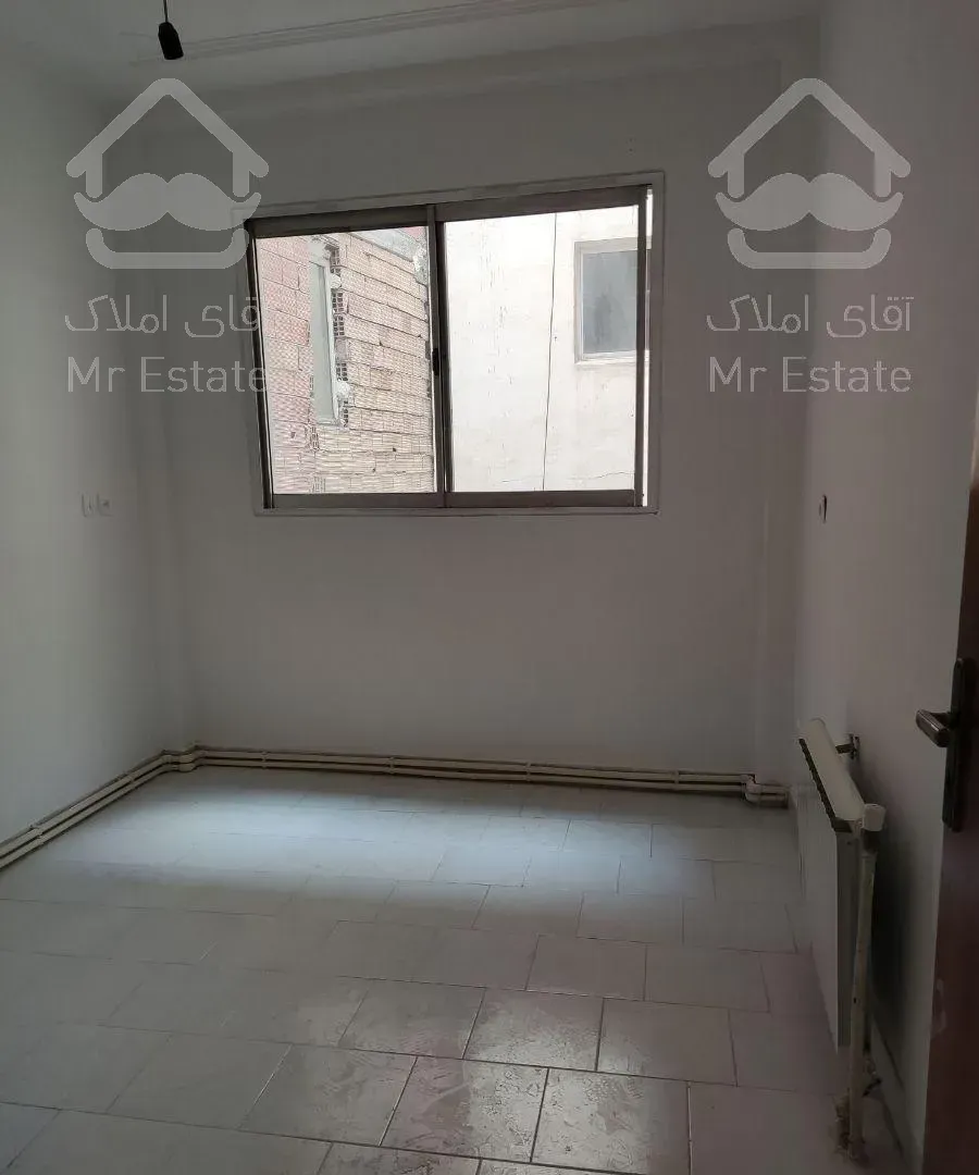 آپارتمان ۷۰ متری، برِ اصلی خیابان ۱۵ خرداد