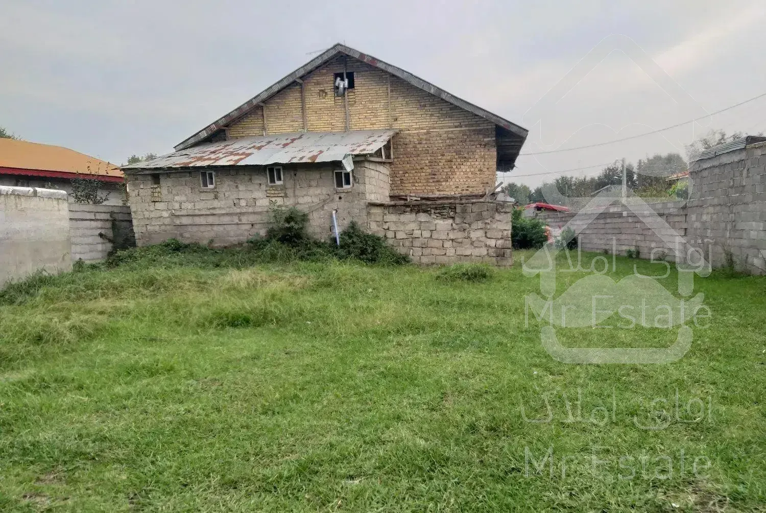 ویلا باغ 470متری نسق دار 100متربنای قدیمی