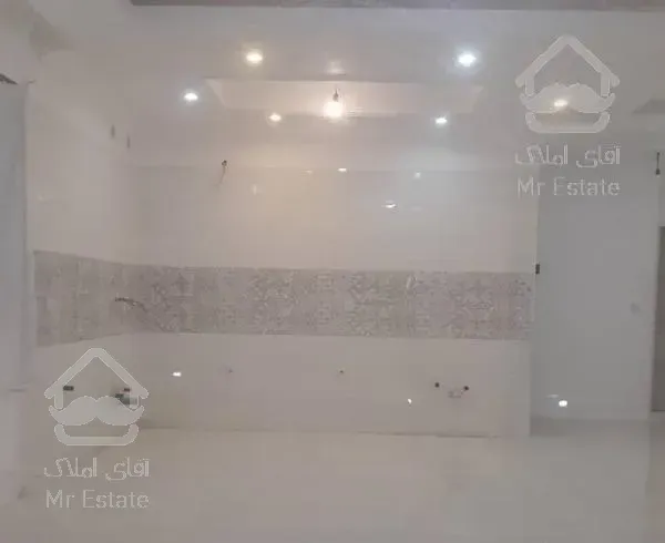 ویلا باغ ۶۰۰متری زیر بنا ۱۵۰متری