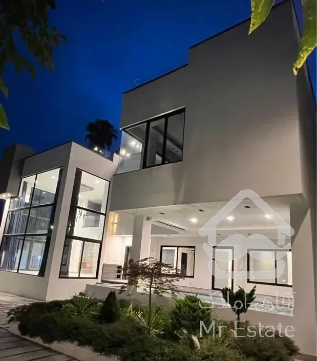 اجاره ویلا استخر دار مدرن نوشهر