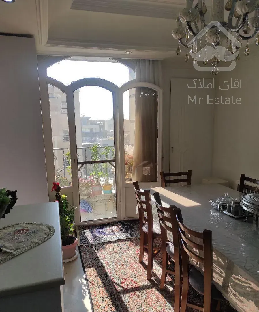 تهران ویلا 98 متری سالن پرده خور