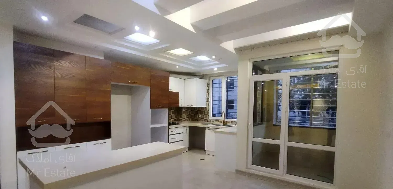 ســهروردی جنوبی//۱۱۸متر/دو خوابــه