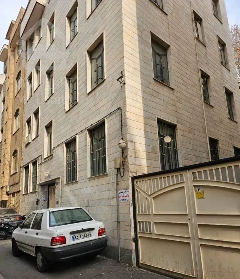 آپارتمان ۴۳ متر طبقه دوم تک خواب/انباری/پارکینگ