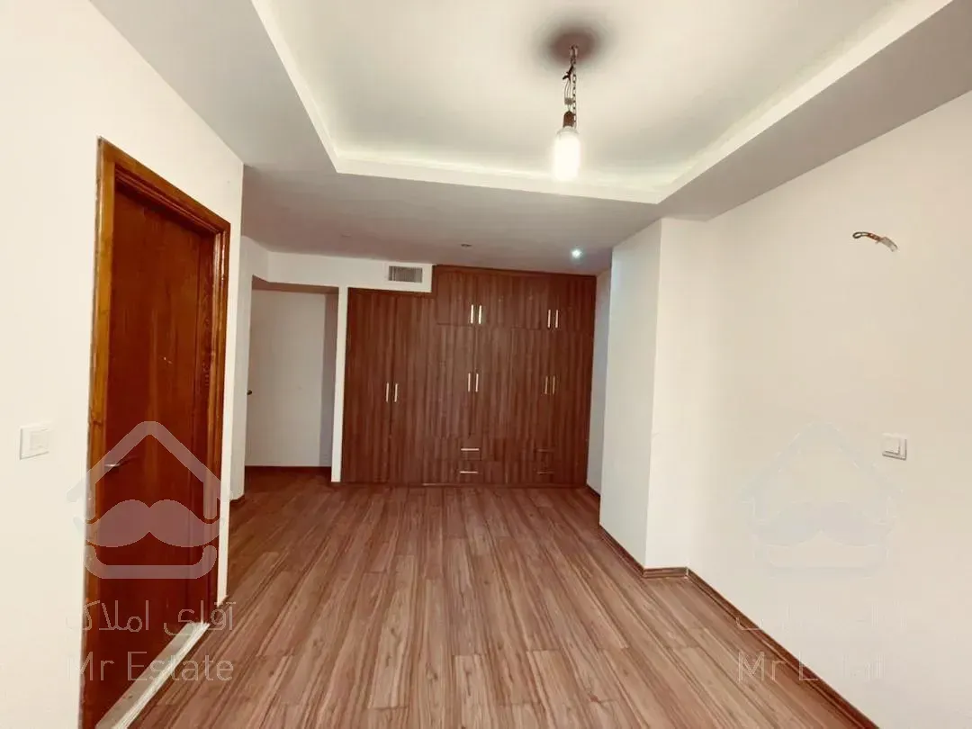 180متر الهیه. کلید نخورده. سکوت مطلق. 4پارکینگ