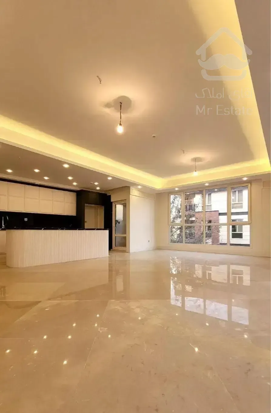 ۱۲۰متر/۳خواب/نوساز کلید نخورده/فول/محدوده پلیس