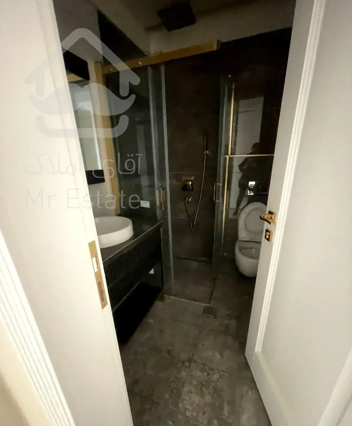 فروش آپارتمان ۱۵۷ متری ۳ خوابه در دزاشیب