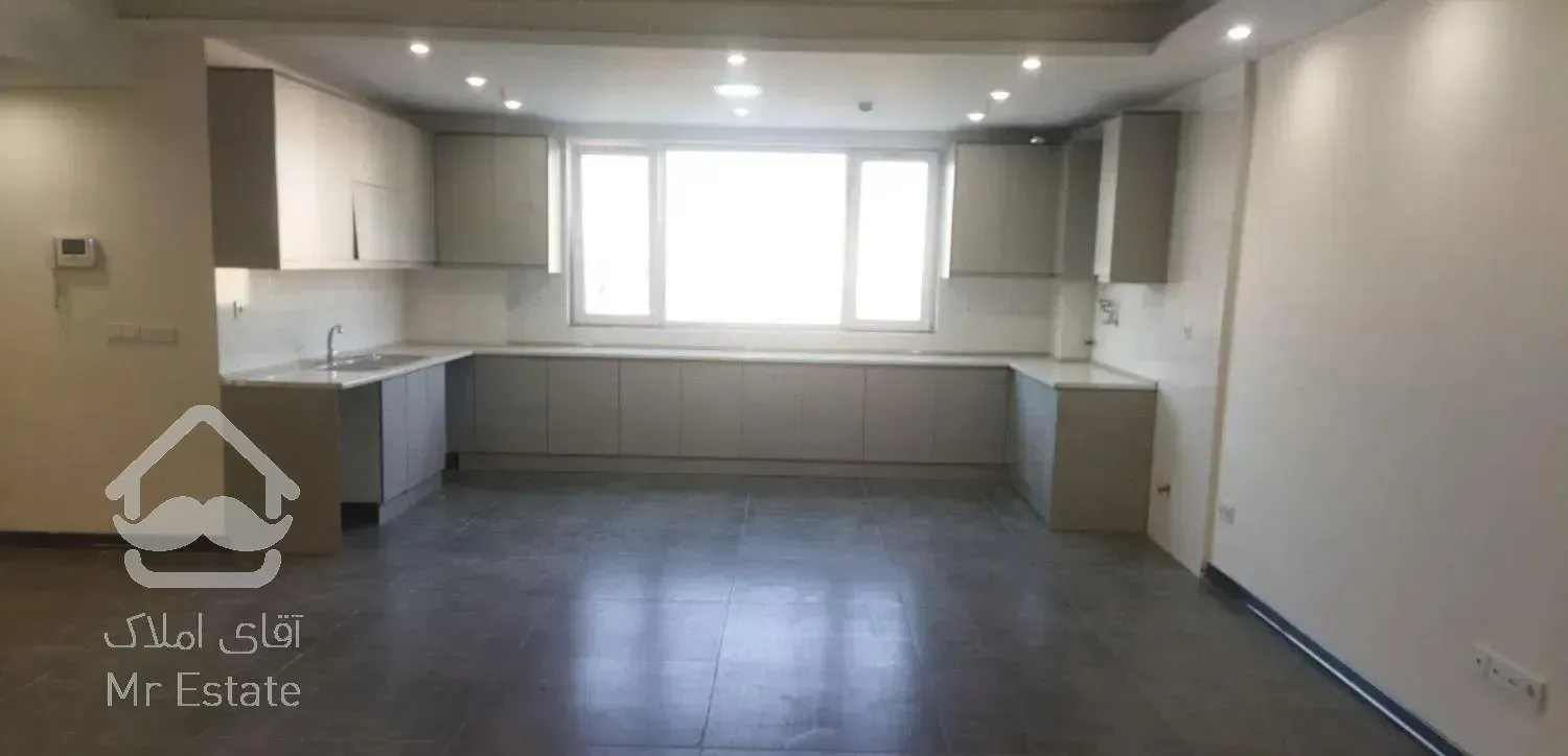 آپارتمان 121 متری فول امکانات کلید نخورده