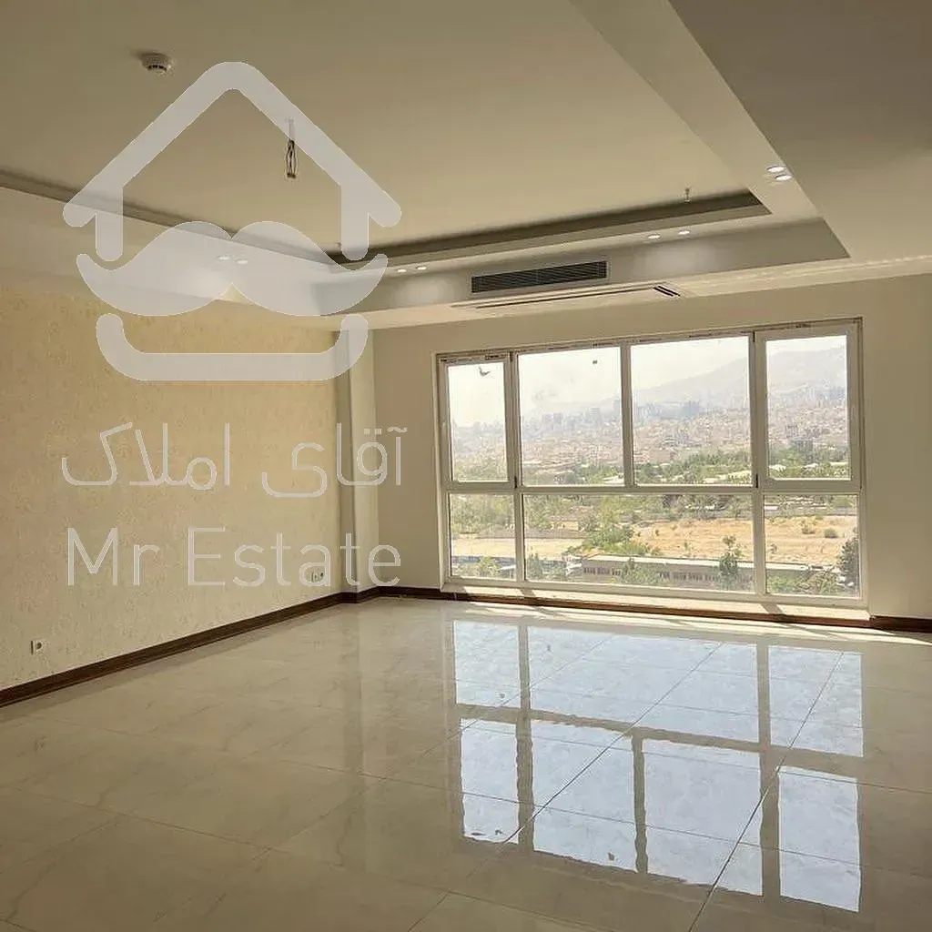 120 متر طبقات بالا زیر قیمت منطقه