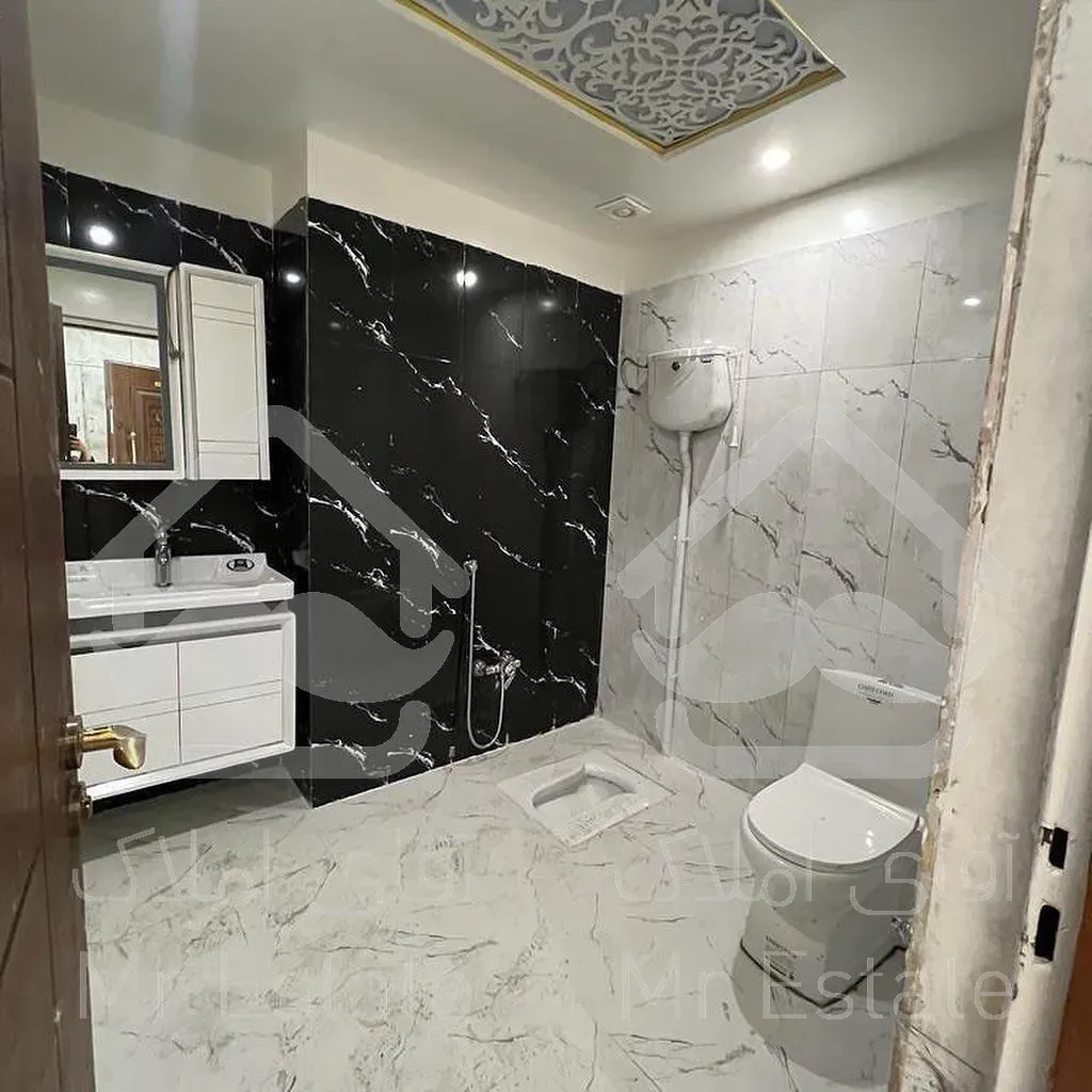 120 متر طبقات بالا زیر قیمت منطقه