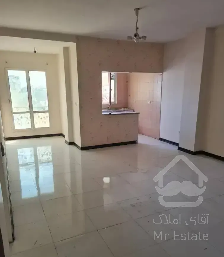 واحد اداری بالای فروشگاه رفاه