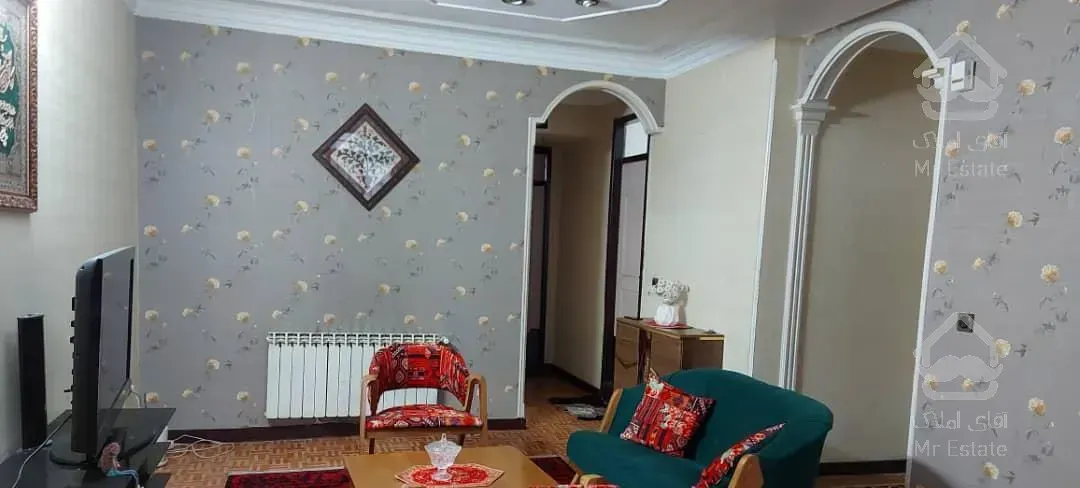 فردوس غرب آپارتمان ۷۰ متر تمیز