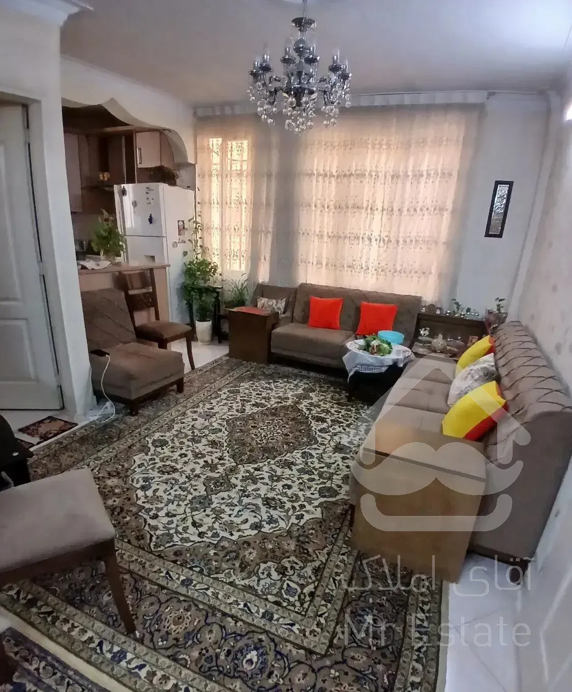 خ نگهبان /37متر/متروابن سینا/لوکیشن عالی