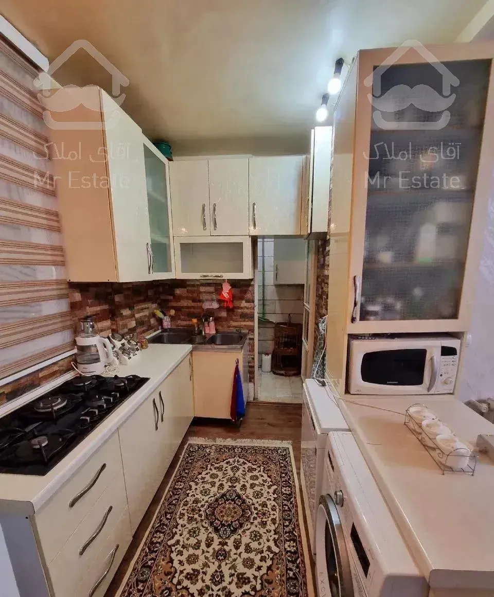 شمال فاطمی ، ۷۲متر ، ۲خواب ، ۲۰ ساله ،  فرعی