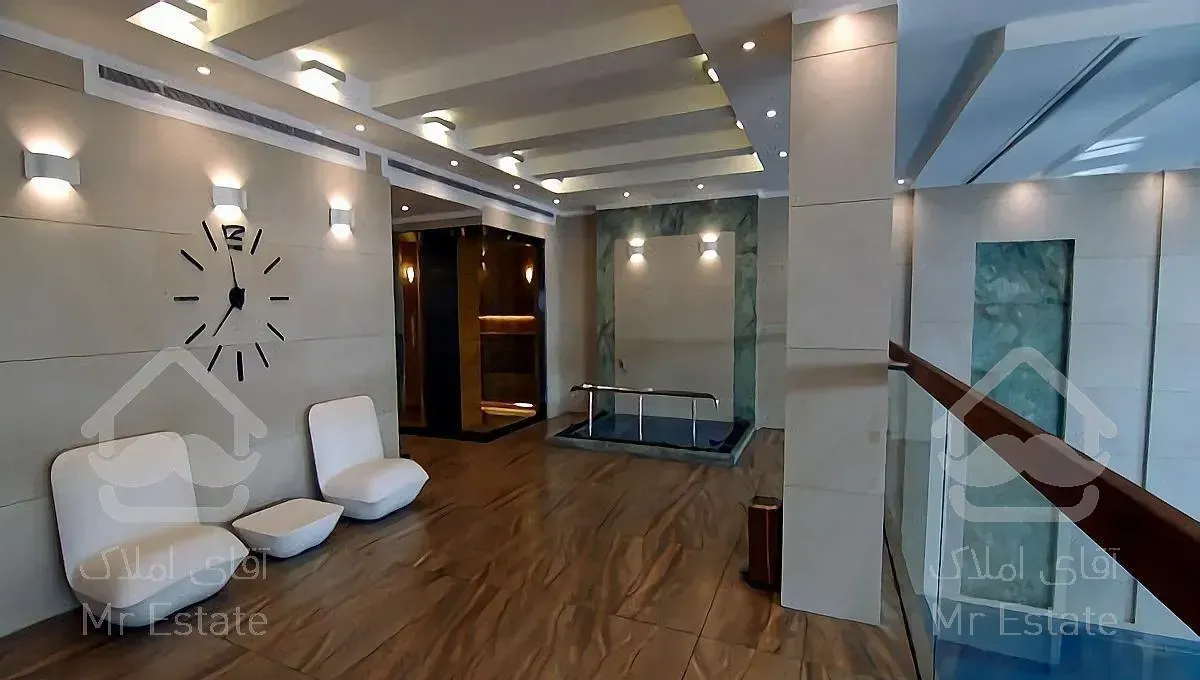 فرشته 270 متر، طبقه 15، 80 متر تراس، جنب سفارت