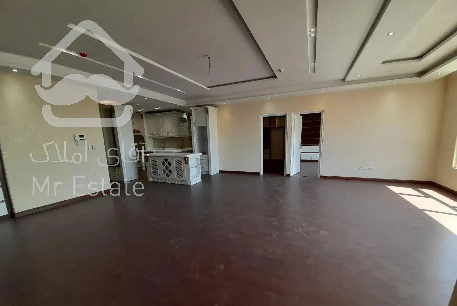 آپارتمان ۱۲۵ متر دو خوابه غرق نور توانیر