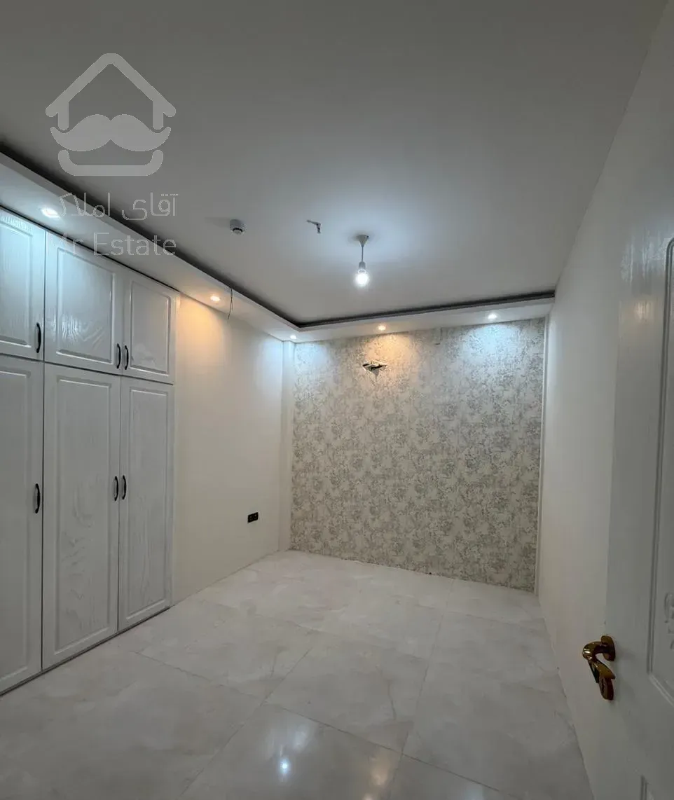 نوساز ۱۰۵ متری با دسترسی آسان به مترو و بی آر تی